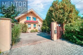 REZERVOVANÉ - 360° VR - Ponúkame na predaj RD s bazénom, stu