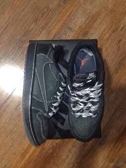 Jordan 1 low travis scott phantom nike jordan x travis