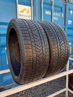 2ks zánovné zimné 275/40R22 Pirelli