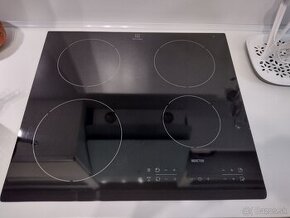 Indukcna doska Electrolux EHH46340FK