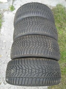 255/45 R 19 104 V XL zimné HANKOOK 99 % stav.