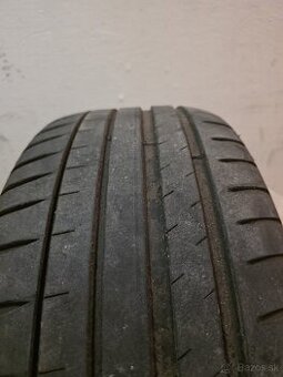 Michelin Pilot Sport 4 225/40 r18