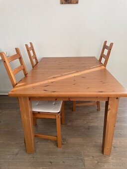 Jedálenský stôl STÖRNAS