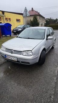 Predám Volkswagen Golf 1.6 benzín, r.v. 1999