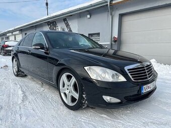 Mercedes S 320