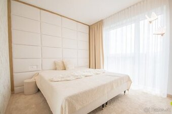 PRENÁJOM KRÁSNEHO APARTMÁNU V SAMOM SRDCI BOJNÍC