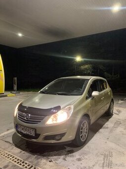 Opel Corsa D 1.2 benzín
