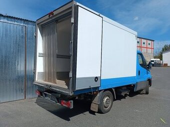 Iveco Daily 35S18 3,0D Chladírenská skříň 80t km 2019