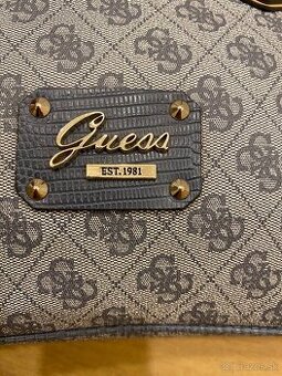 Kabelka guess
