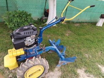 Malotraktor Agzat