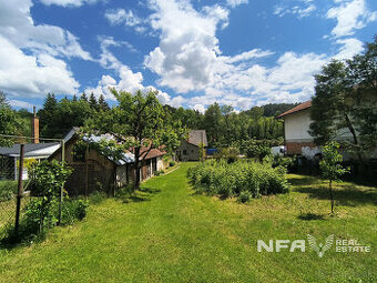 Rodinný dom v obci Kľačno s pozemkom 2879m2