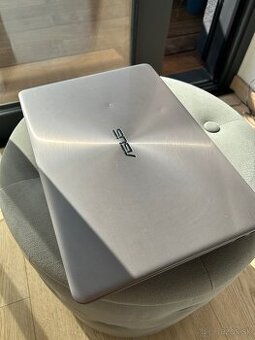 ASUS ZenBook UX410U