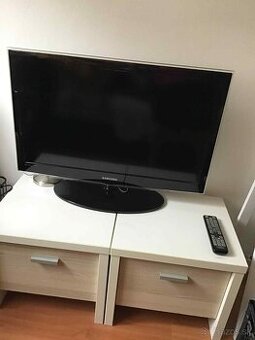 Spálňová zostava + televízor