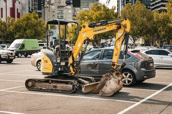 BAGRISTU NA MINIBAGER (OPTIKA – NEMECKO)