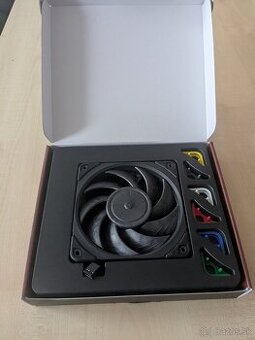 Predám PC ventilátor Noctua NF-A12x25 Chromax Black