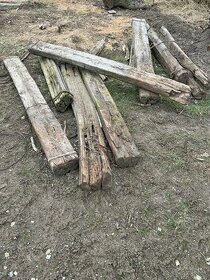 Stare podvaly - drevo