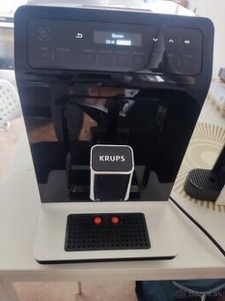 Kávovar Krups EA89