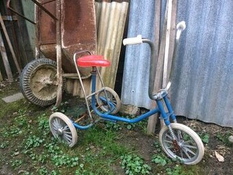 Retro trojkolka