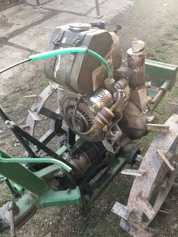 Mlotraktor