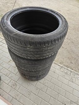 Predám pneumatiky na dojazd 245/40 R18 XL