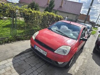 Ford fiesta 1.3 benzin