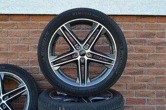 5x112 R20 Letna sada Org. Audi Q5 SQ5 + 255/45 R20 Michelin