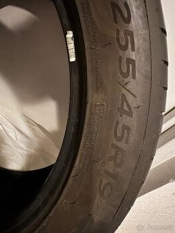 4x Letne Pneu 255/45/R19 104W DOT 3623