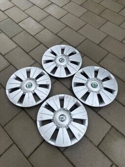 Puklice,kryty kolies Škoda Fabia 1