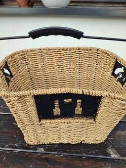 Nádherný dámsky bicykel