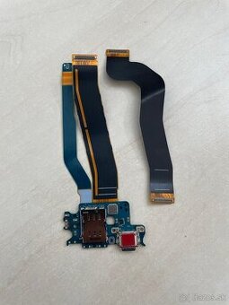 Samsung Galaxy S22 diely nabijaci port