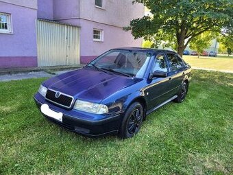 Predam škoda octavia 1.6 benzín kw 55 rok výroby 1998