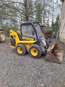 Predam JCB smykom riadeni nakladac.