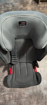Predám autosedačku ROMER BRITAX s isofix