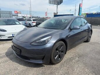 Predám elektro auto TESLA model 3 dual motor, 2/2021