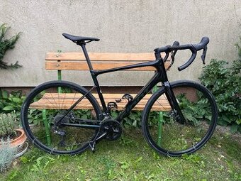 Cestný bicykel Giant Defy Advanced 1 M/L (177–187 cm) Karbón