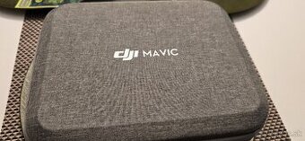 Dron DJI