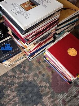 Predám rozsiahlu zbierku LP s klasikou