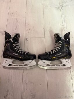 PRO MODEL KORCULE BAUER SUPREME M5 PRO VEL. 6,6 fit1