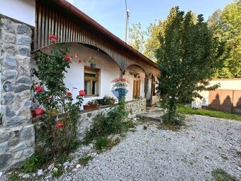 2 pekné rodinné domy na pozemku 1193m2, Kováčová pri Rožňave