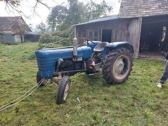 Traktor Zetor 3011