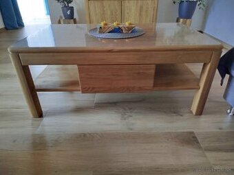 Konferenčný stolík