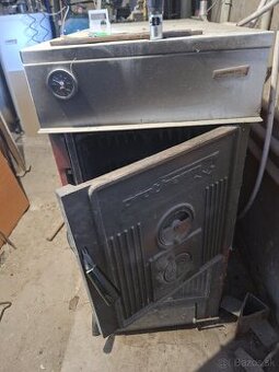 Predam kotol na tuhe palivo Protherm