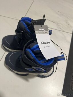 Chlapčenské zimné snehulové topánky, veľkosť 25, nové.