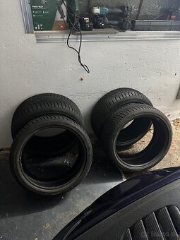 Zimná sada 215/40 a 225/40 r18 dvojrozmer