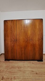 Skrina orech_3 dielna_super stav - 1