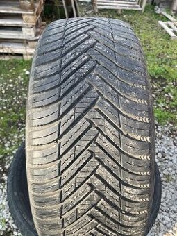 215/55 R16 celorocné Hankook