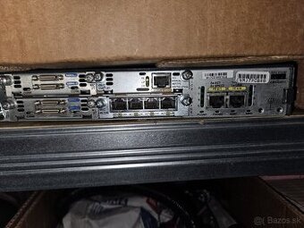 Vymením Router Cisco 2811