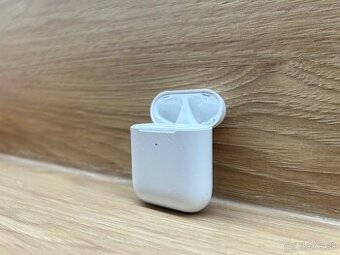 Apple Airpods 2 generácia obal