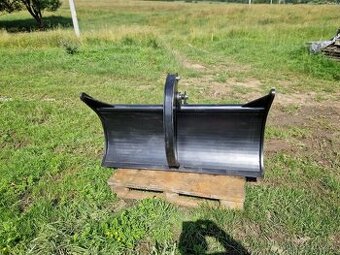 Rampovač do trojbodového predného závesu