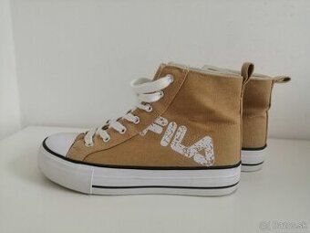 FILA  krémové